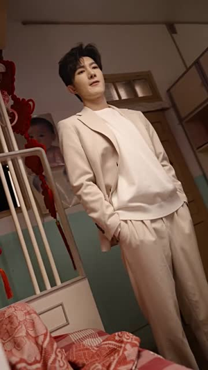 七年后回家吊打全村(80集) 七年后回家吊打全村(80集)80到100集