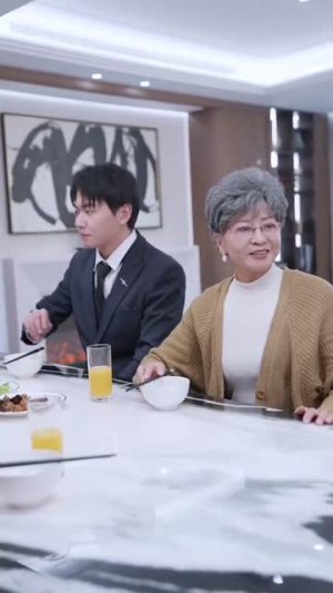 五宝神助攻,归来妈咪甜又飒(76集) 五宝神助攻,归来妈咪甜又飒(76集)短剧推荐分享