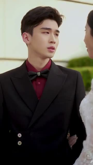 摊牌了,团宠千金她不装了(74集) 摊牌了,团宠千金她不装了(74集)免费观看