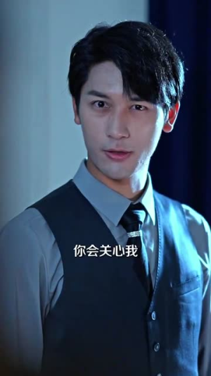 错位白月光(103集) 错位白月光(103集)小短剧抢先看