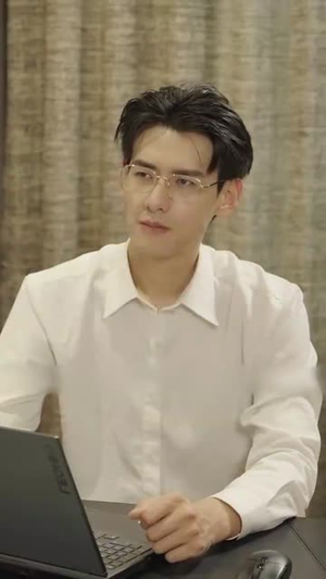 梅花印记(48集) 梅花印记(48集)爆款热门短剧