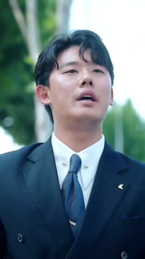 姜小姐她下山了(149集) 姜小姐她下山了(149集)爆火短剧追不停