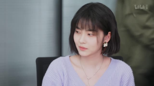 她今天有点奇怪(18集) 她今天有点奇怪(18集)无需会员轻松看