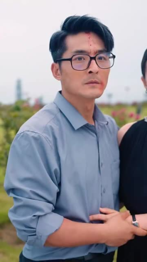 我的教师父亲竟是大佬(47集) 我的教师父亲竟是大佬(47集)精彩短剧看全集