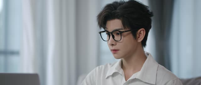 与光同尘(20集) 与光同尘(20集)免费全集短剧