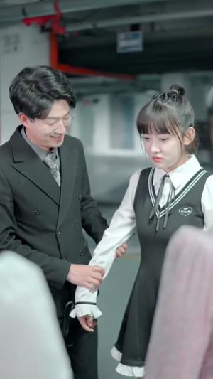 重返青春来爱你(75集) 重返青春来爱你(75集)短剧追到爽