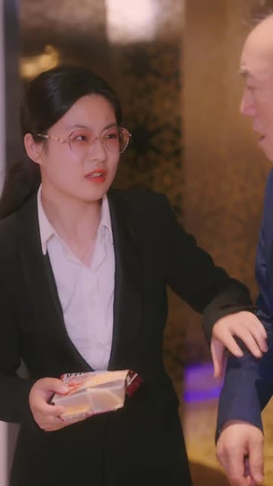 失恋变神豪我要女人做我裙下臣（67集）恋爱短剧分享