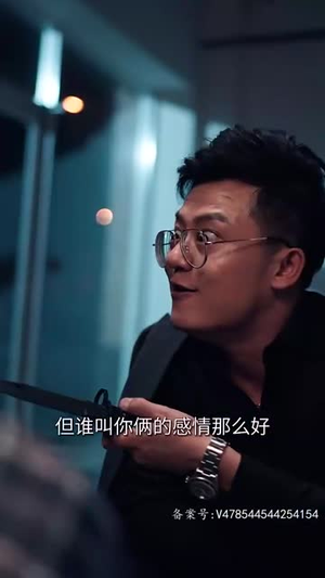 我和我的十二个女友(80集) 我和我的十二个女友(80集)常回家看看短剧