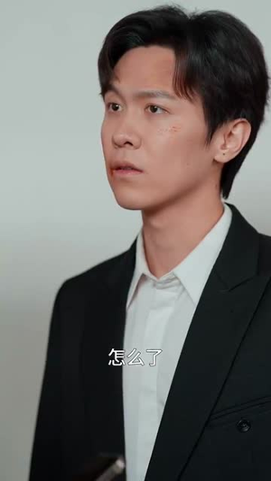 裁员裁到亲手儿子(31集) 裁员裁到亲手儿子(31集)精彩短剧热播