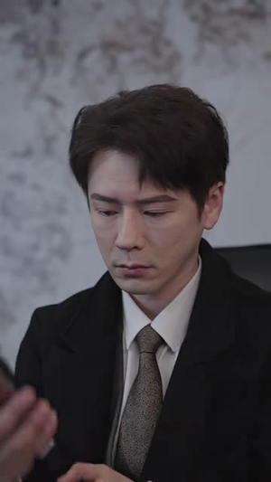 总裁夫人的反攻手册(94集) 总裁夫人的反攻手册(94集)短剧在线观看