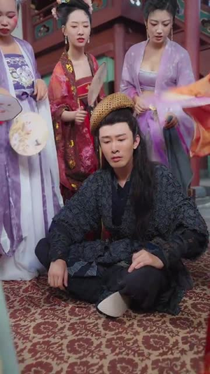 开局穿越从天而降在青楼(84集) 开局穿越从天而降在青楼(84集)古装短剧推荐