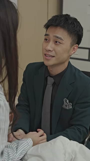 互换后,与渣男他弟恋爱了(100集) 互换后,与渣男他弟恋爱了(100集)无需充值尽情看