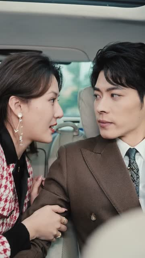 黑料女配霸榜热搜(长篇) 黑料女配霸榜热搜(长篇)热播短剧抢先看