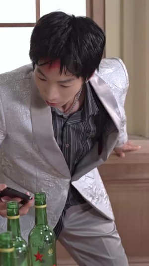 下山祸害六个绝色师姐(194集) 下山祸害六个绝色师姐(194集)甜宠短剧追到爽