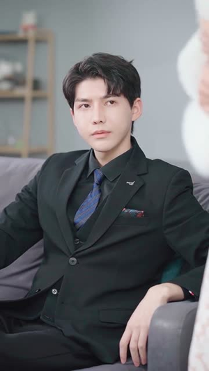 傅少的暖婚娇妻(66集) 傅少的暖婚娇妻(66集)好看上头短剧