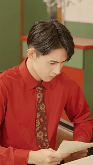 我陪老公东山再起(50集) 我陪老公东山再起(50集)独家短剧免费看