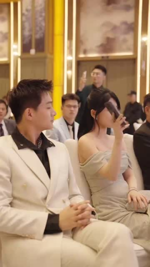 偏爱(32集) 偏爱(32集)最火短剧热播