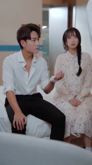 我用两个学分攻略高冷校草(81集) 我用两个学分攻略高冷校草(81集)古装短剧推荐