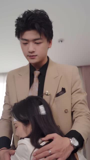 许总别来无恙(67集) 许总别来无恙(67集)最近很火的短剧