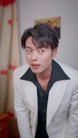 灵魂错轨后,我为她改命(61集) 灵魂错轨后,我为她改命(61集)红果短剧看全集