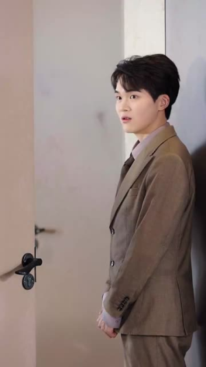 薄先生他见不得光(73集) 薄先生他见不得光(73集) 越看越好看短剧