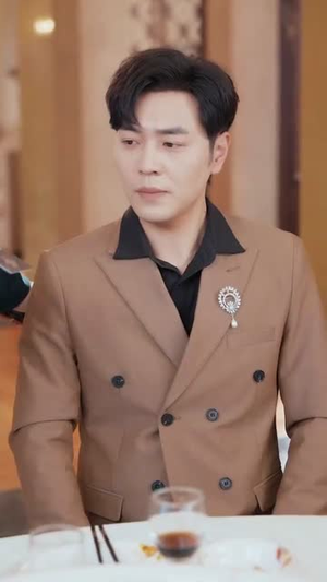 我的丈夫重返荣耀(80集) 我的丈夫重返荣耀(80集) 免费短剧片段