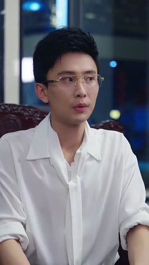 她在厉总心尖玩火(45集) 她在厉总心尖玩火(45集) 最近很火的短剧