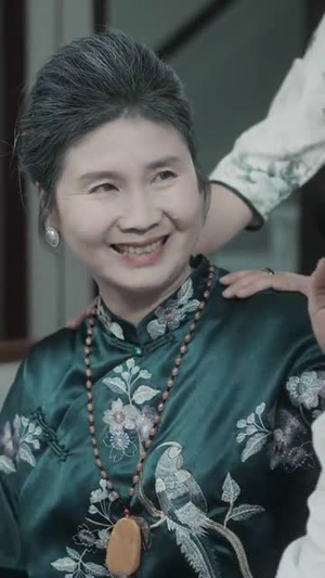 咬一口甜梨(80集) 咬一口甜梨(80集)短剧片段推荐