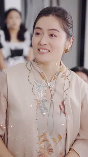 致富从每日抽奖系统开始 (106集) 超好看的短剧