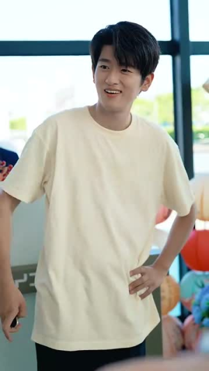 我有以假乱真系统 (79集) 我有以假乱真系统 (79集)精彩短剧热播中