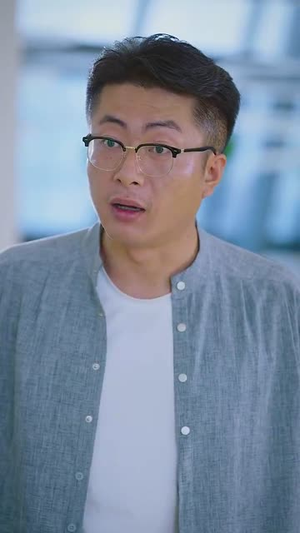 我外卖小哥签到三年无敌了 (79集)火爆短剧热播中