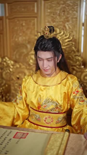 古镜通今庶女背靠现代无敌了（100集）热播短剧全集看