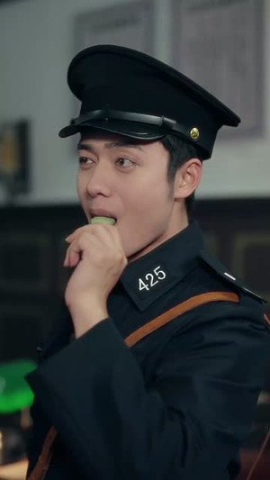 穿回民国当警长系统逼我做选择 (90集) 穿回民国当警长系统逼我做选择 (90集)短剧也太好看了