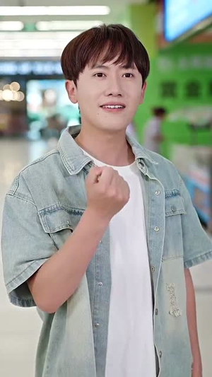 觉醒后校花哭着说爱我 (71集)无需会员免费看