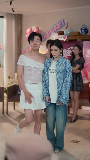 恋综显眼包顶流小花扛不住了（80集）超爽短剧推荐