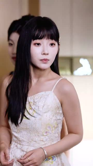 绝美师尊让我下山找明星老婆（72集）短剧免费看