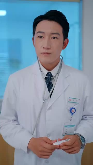 职业医生开局一个医疗修改器（80集）爆款热门短剧