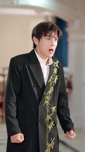 梧烬断惊鸿(60集) 梧烬断惊鸿(60集)看到大结局