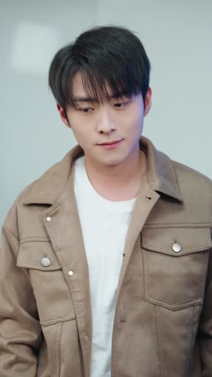 末日换亲我还是救世主 (61集) 在哪里可以看