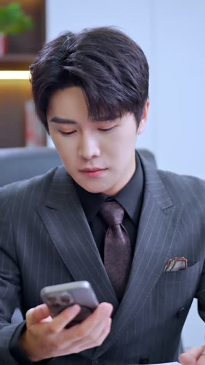 飞鸟与鱼不同路(60集) 飞鸟与鱼不同路(60集)无需充值尽情看