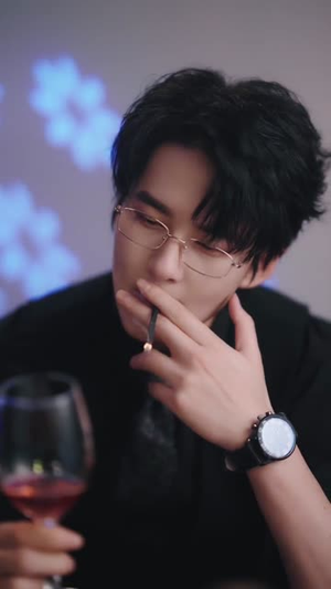 年上月光之姐姐的专属骑士（68集）爆款短剧一起追