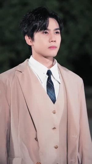 我全家是黄金岛岛主，而我在吃土（65集）古装短剧热播