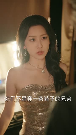 她自万丈荣光（75集）热播短剧追不停