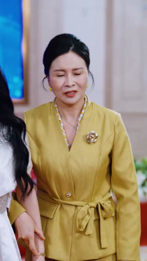 被净身出户后我身份曝光了(83集) 被净身出户后我身份曝光了(83集)让你一口气看完
