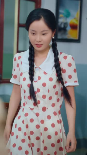 穿越年代:下乡后我的滋润生活(79集) 穿越年代:下乡后我的滋润生活(79集)推荐你们也去看